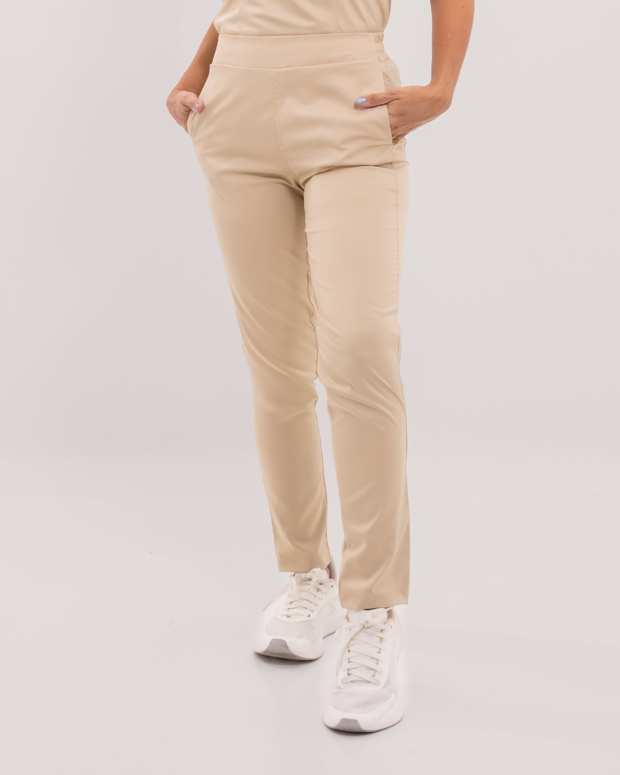 pantalon medico uniforme antifluidos jupiter virtual beige para mujer