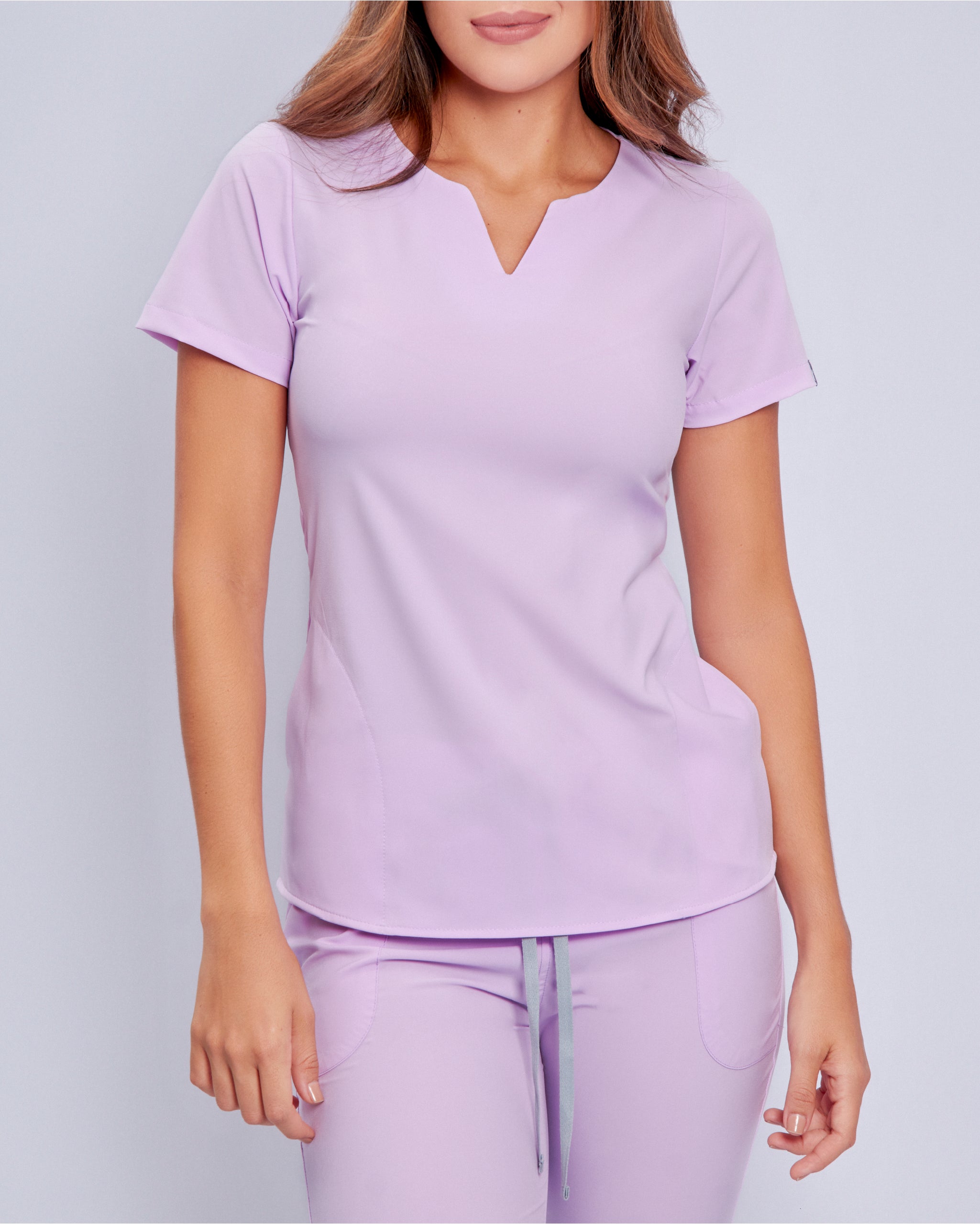 blusa medica antifluidos new moon lila pastel manga corta