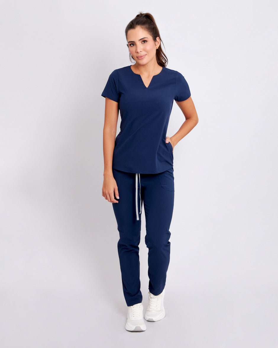 blusa medica antifluidos new moon azul navy cuello en v