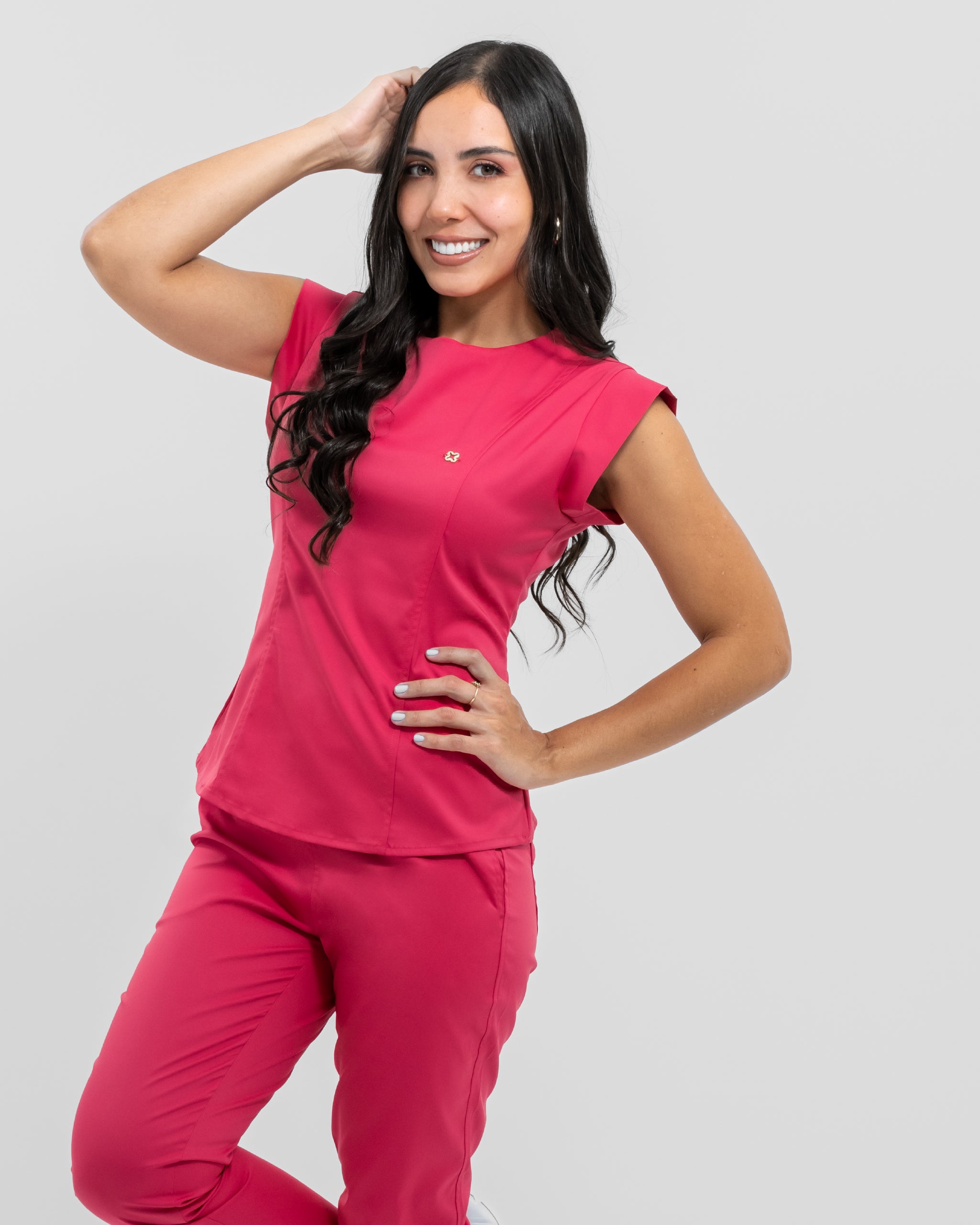 blusa medica uniforme antifluidos orbit virtual pink de manga hombro