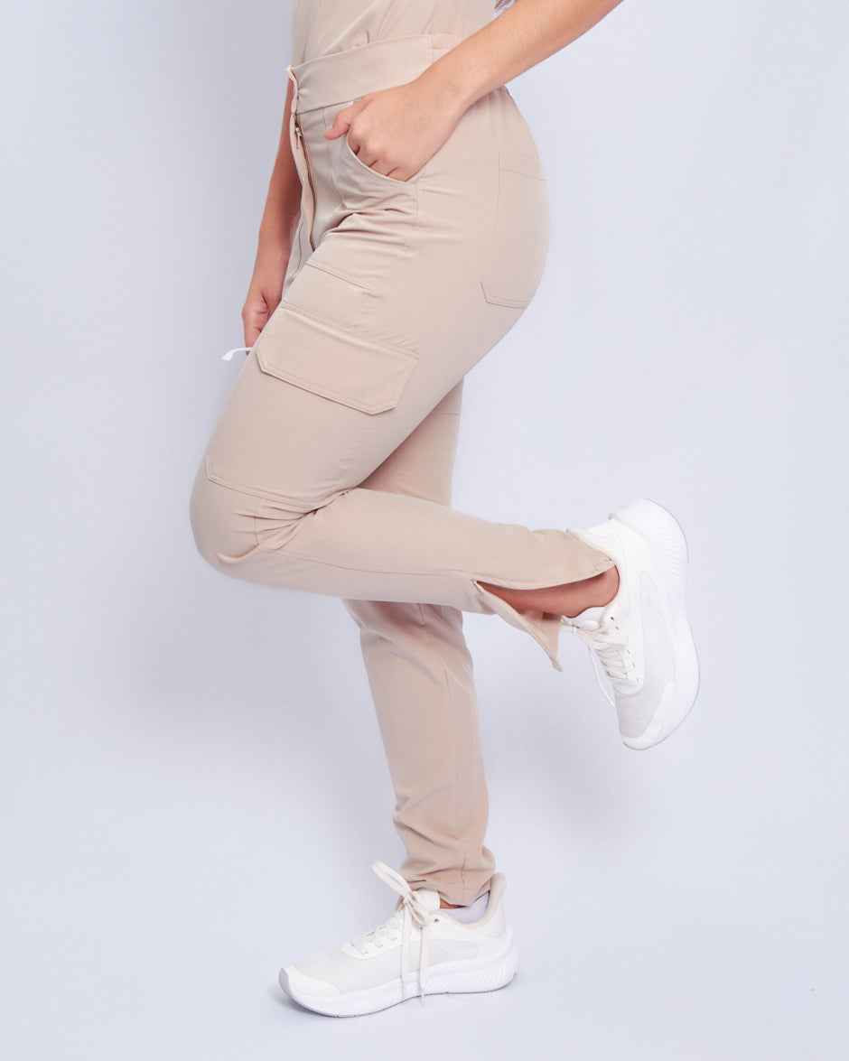 Pantalón Médico Uniforme Antifluidos Polux Beige para Mujer