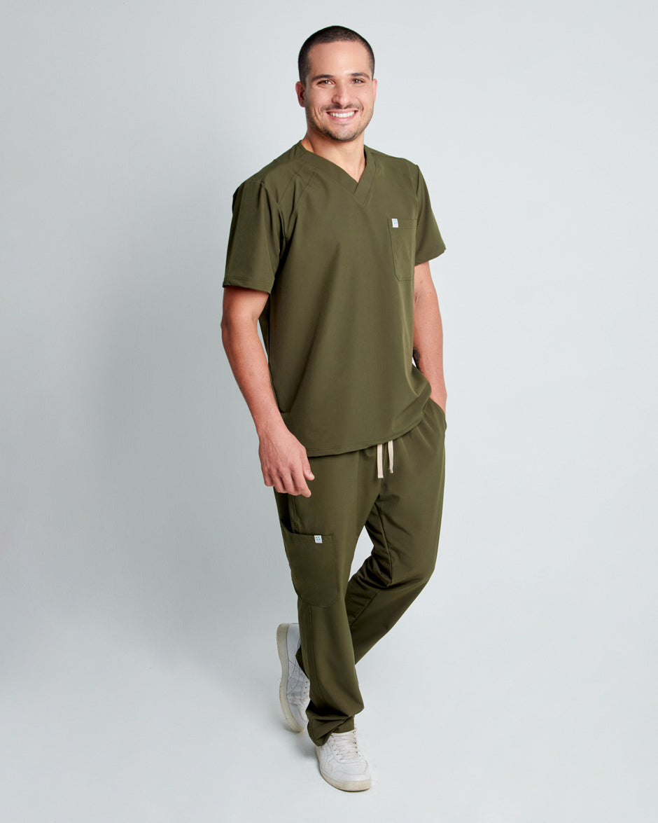 pantalon medico uniforme antifluidos pluton vinotinto comodo