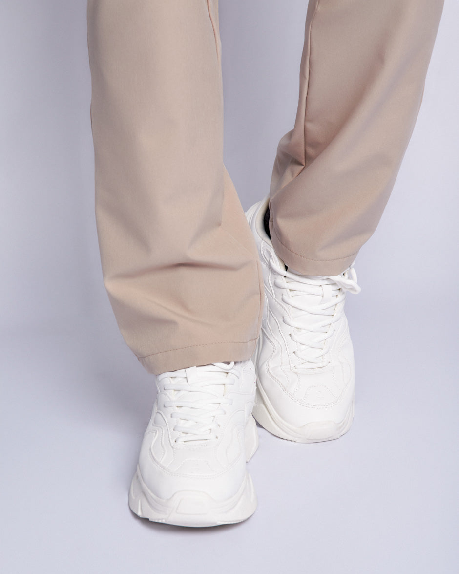 pantalon uniforme antifluidos leo beige para hombre